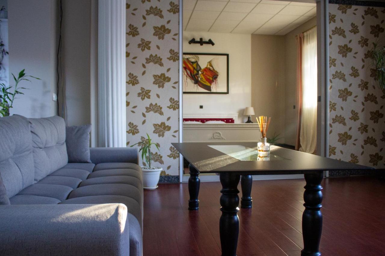 Yox Apartment 1 Gran Varadino Esterno foto